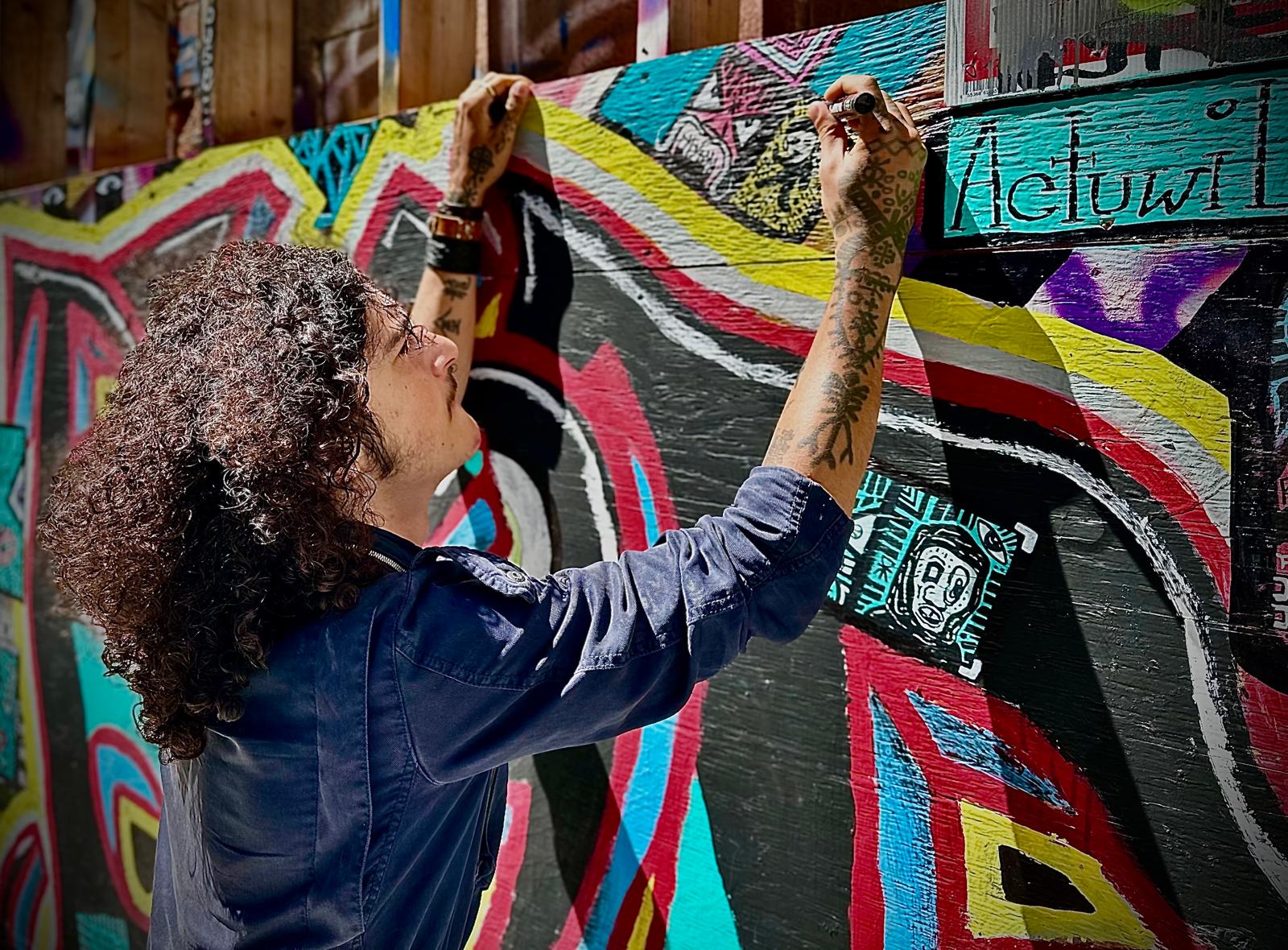 wall paint artist
