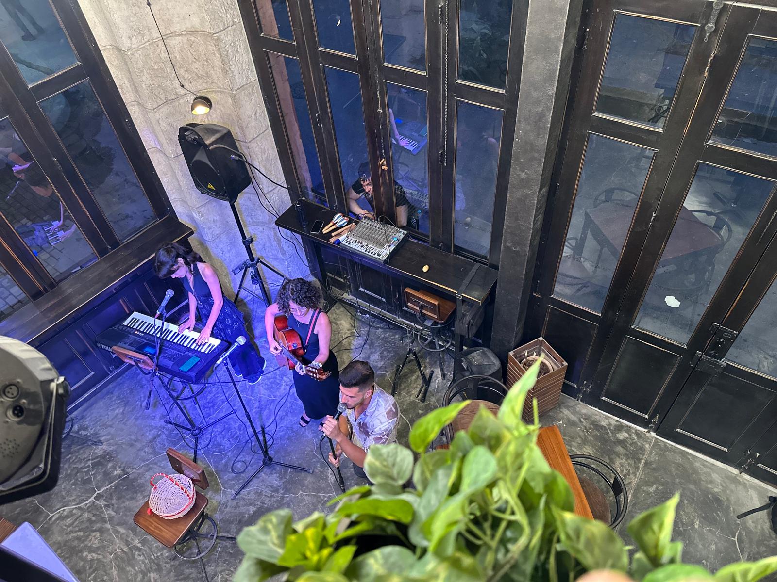 musicPlayer